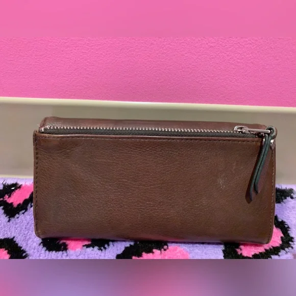Fossil Large Dark Brown Leather Wallet with metal tin - Picture 3 of 11